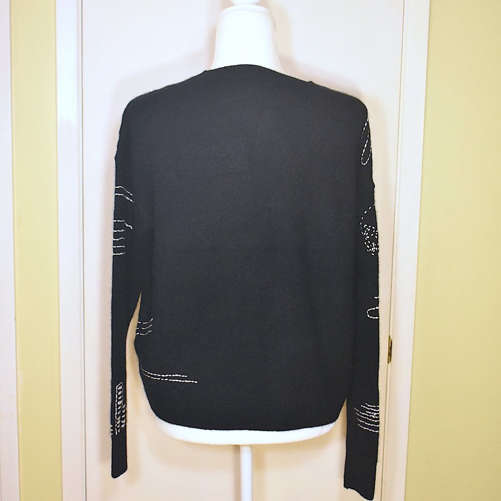 Skull Cashmere | Parket Cable Stitch Crew Sweater - Picture 4 of 12